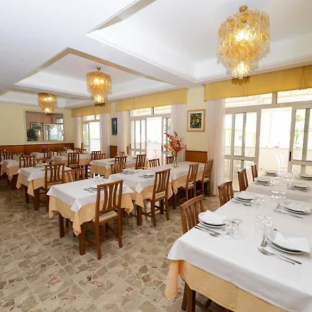Rex Hotel 3*